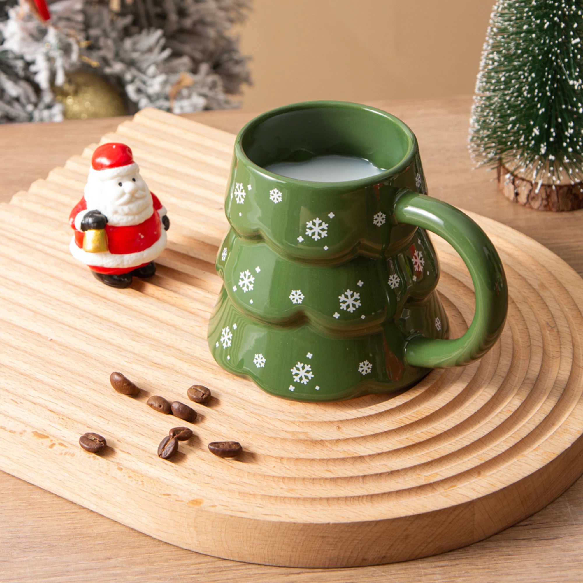1PC Christmas Tree Shaped Mug Creative Ceramic Coffee Cup